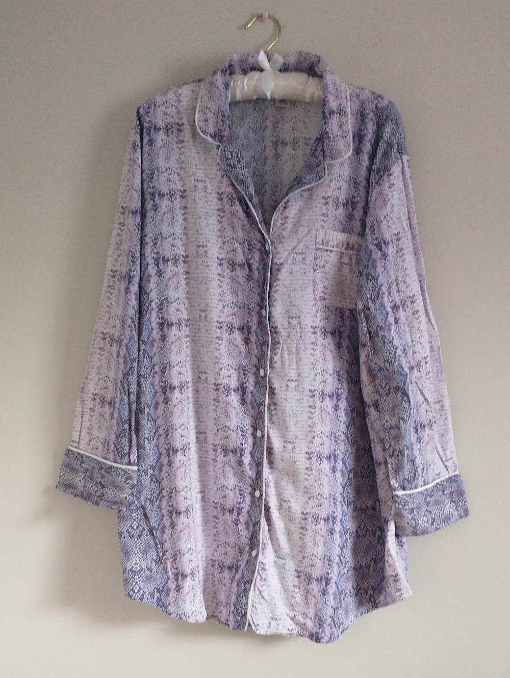 Victoria's Secret Lavender Printed Button-Down Sleep Dress. SIZE L